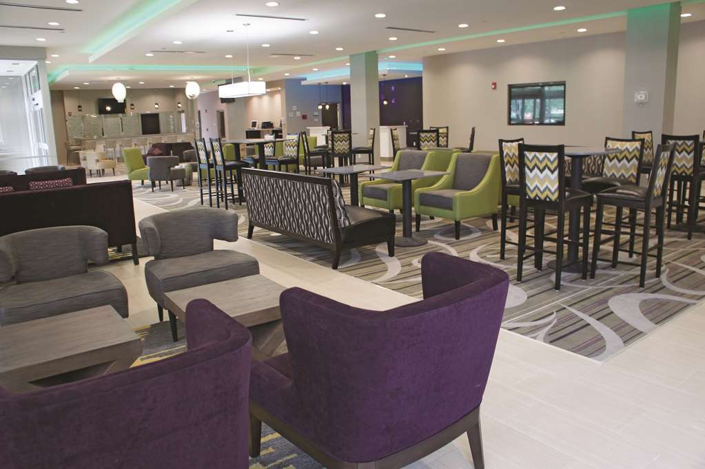 La Quinta By Wyndham Mcallen Convention Center Instalações foto
